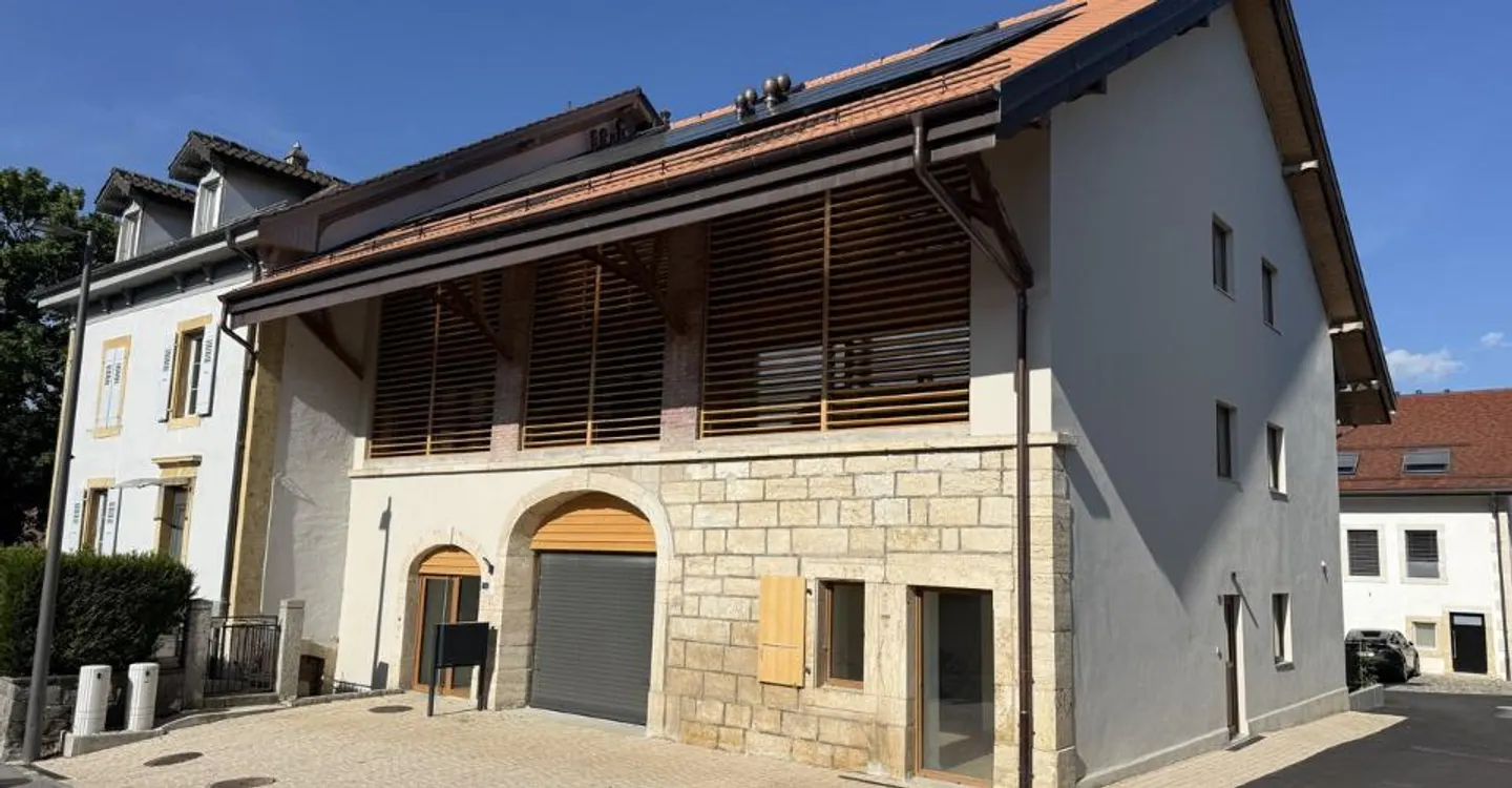 Appartement Charmant avec Terrasse - Photo 7 sur 8