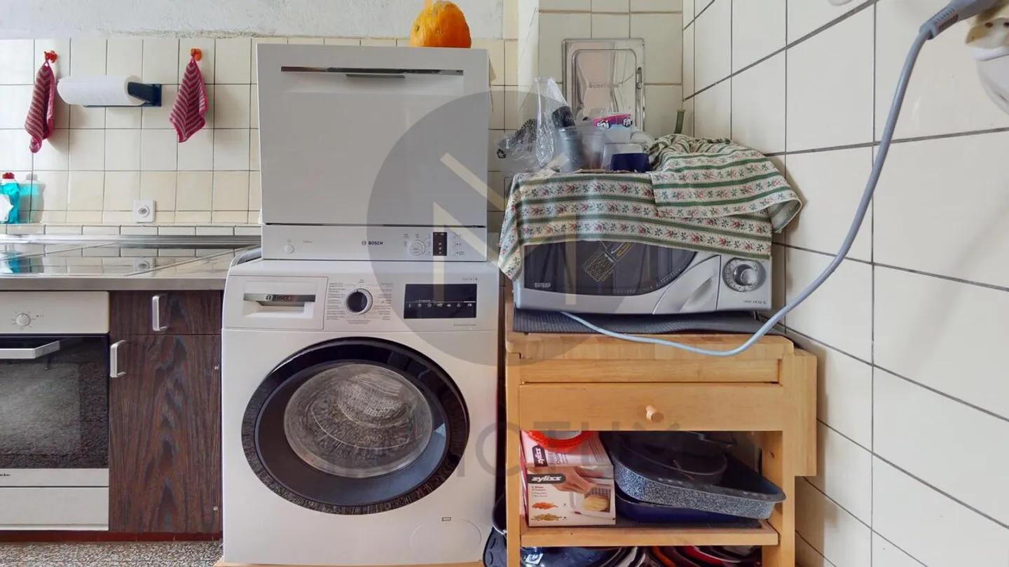 Opportunité de rénovation à Bulle - Photo 8 sur 8