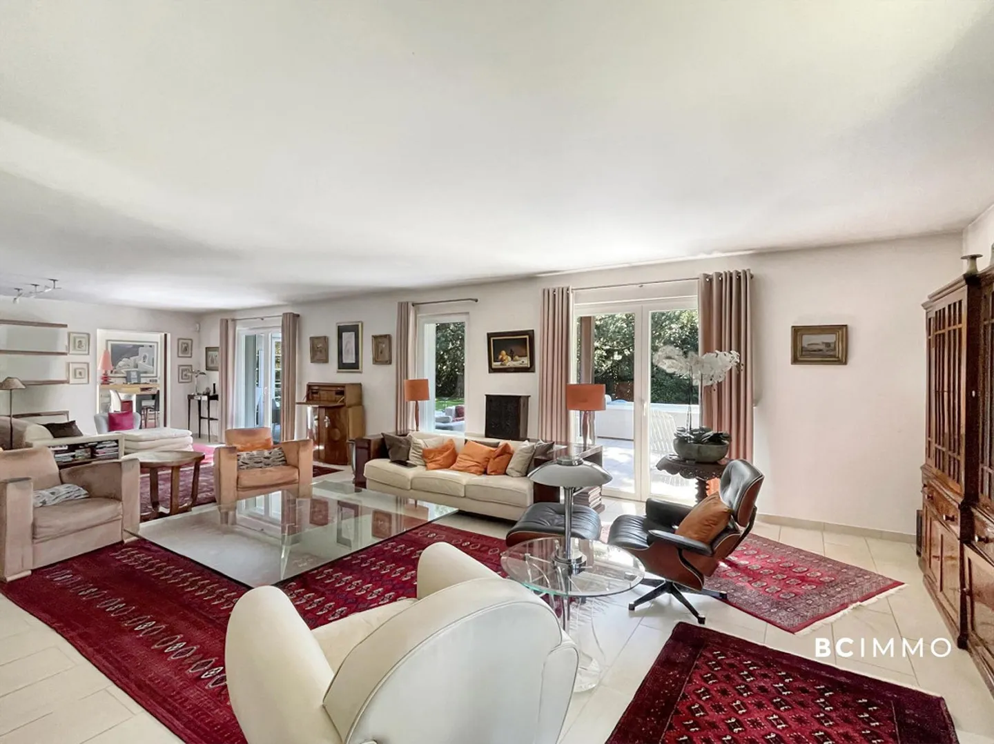 Villa di lusso con piscina interna - Foto 4 di 10