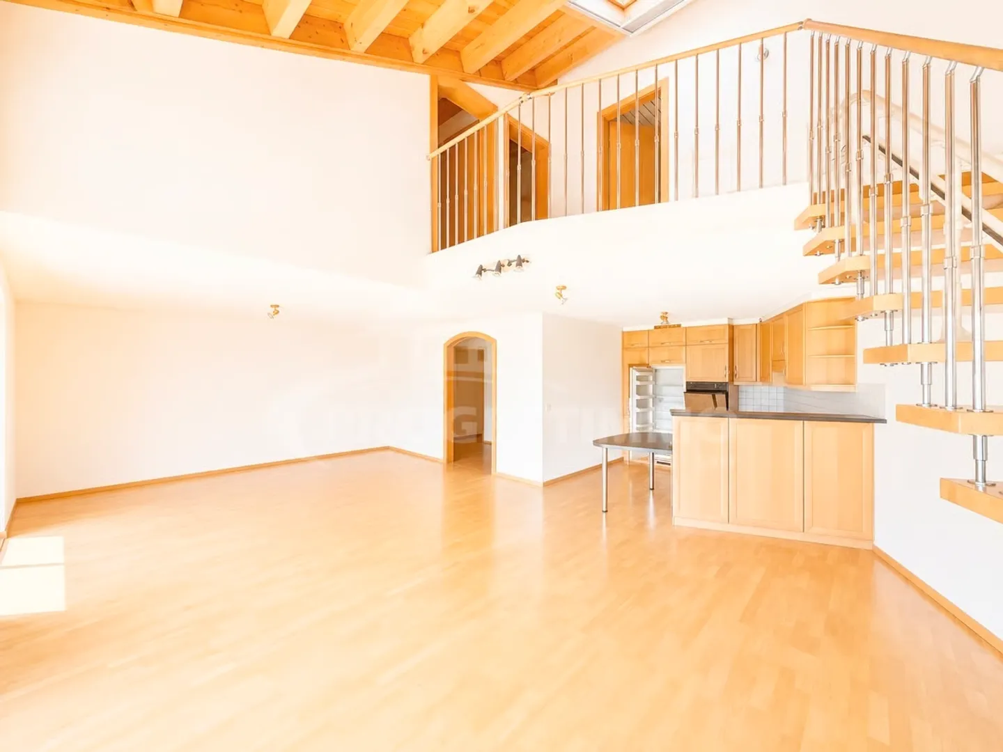 LUMINEUX DUPLEX AUX BAINS DE SAILLON - Photo 2 sur 12