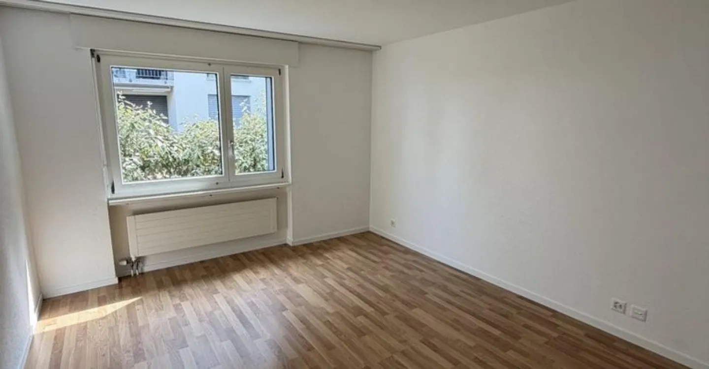 Appartamento di 4,5 locali al piano terra a Kerzers - Foto 4 di 7