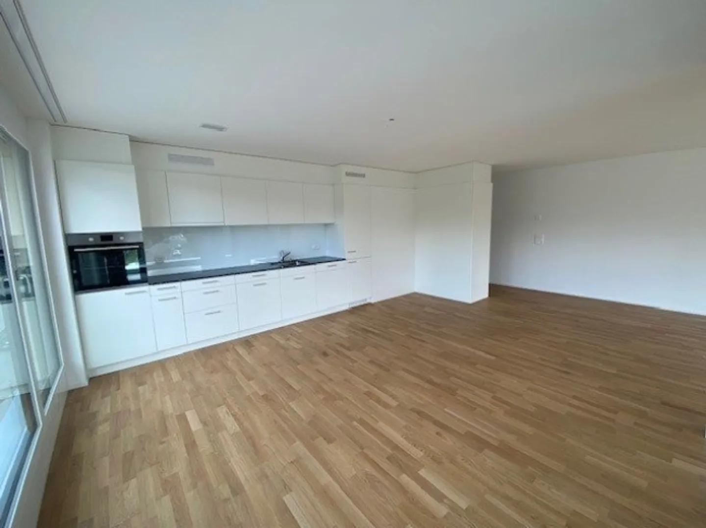 Apartment in the center of Biberist - Photo 2 of 9