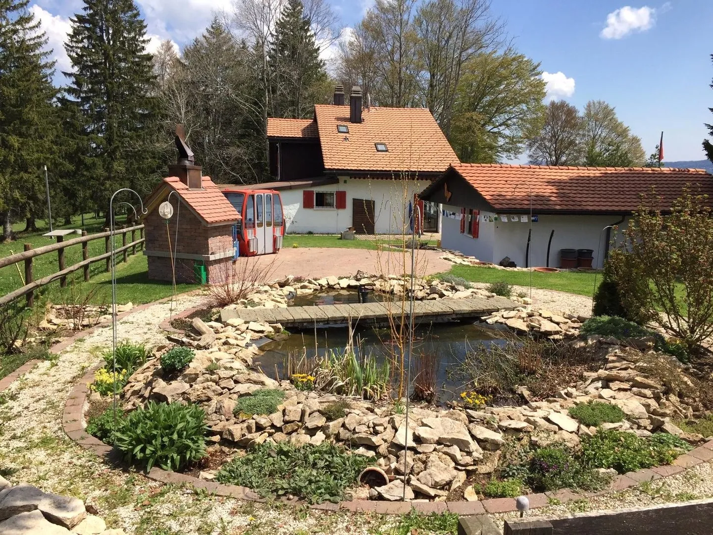 Belle maison individuelle avec 7 pièces dans la Montagne de Moutier (1130m) - Photo 6 sur 64
