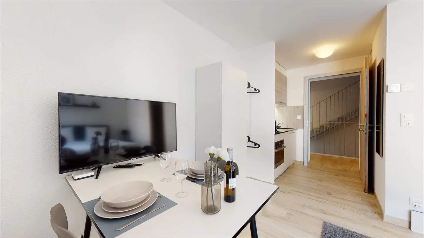 Studio moderno completamente arredato ad Aigle - Foto 5 di 11