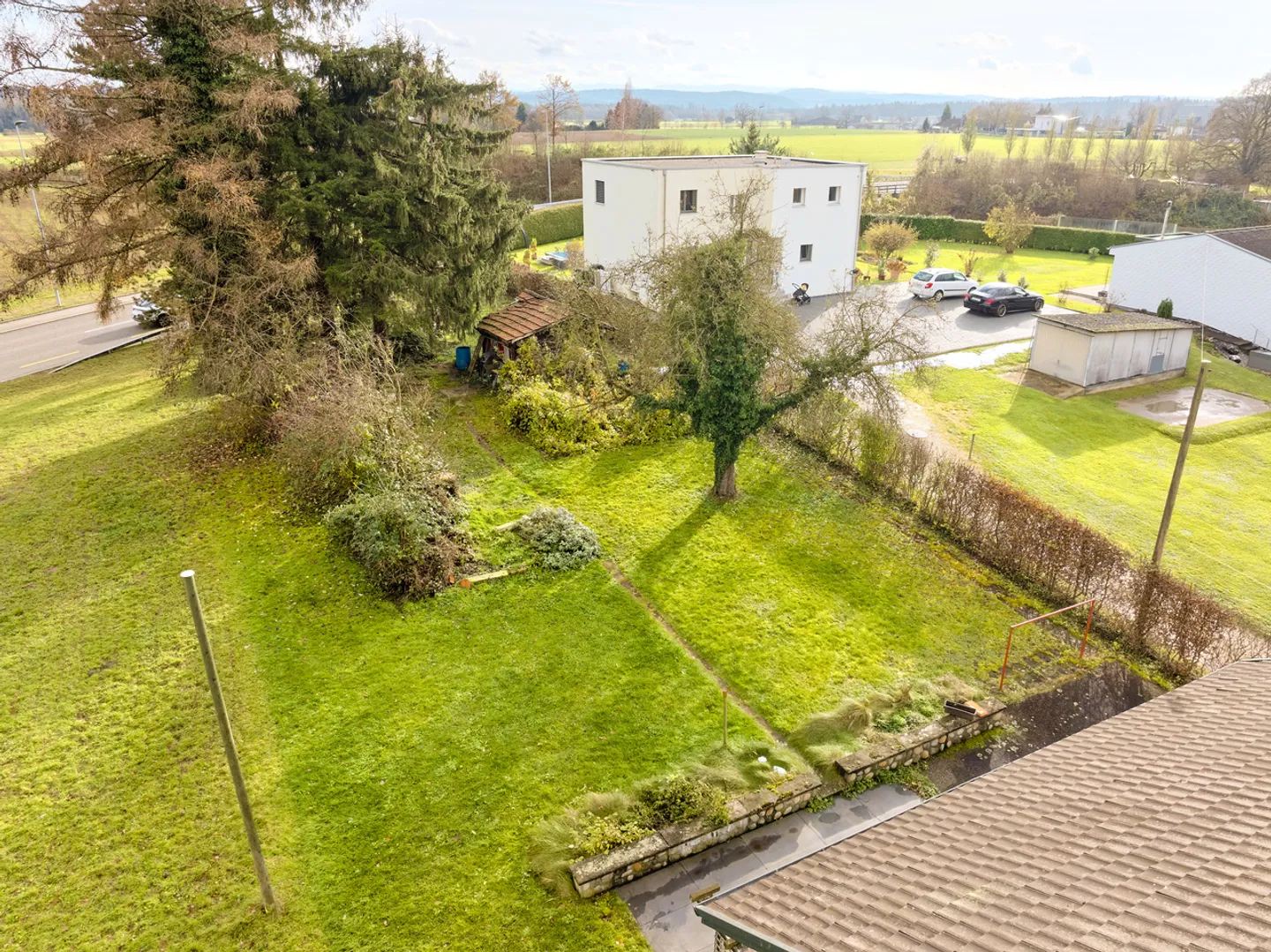 IDEALE PER NUOVI PROGETTI RESIDENZIALI: TERRENO EDIFICABILE DI 1.389 M2 - Foto 9 di 13