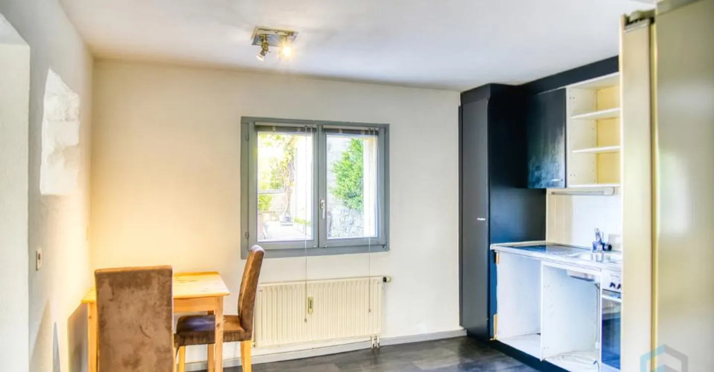 Charmant Appartement en Jardin à Veyras - Photo 2 sur 12
