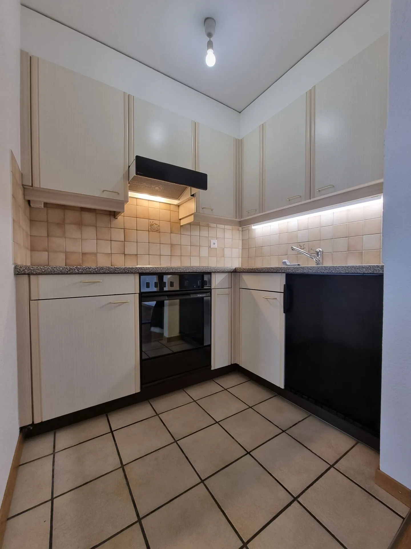 2-room apartment for rent on the 4th floor - Photo 1 of 5