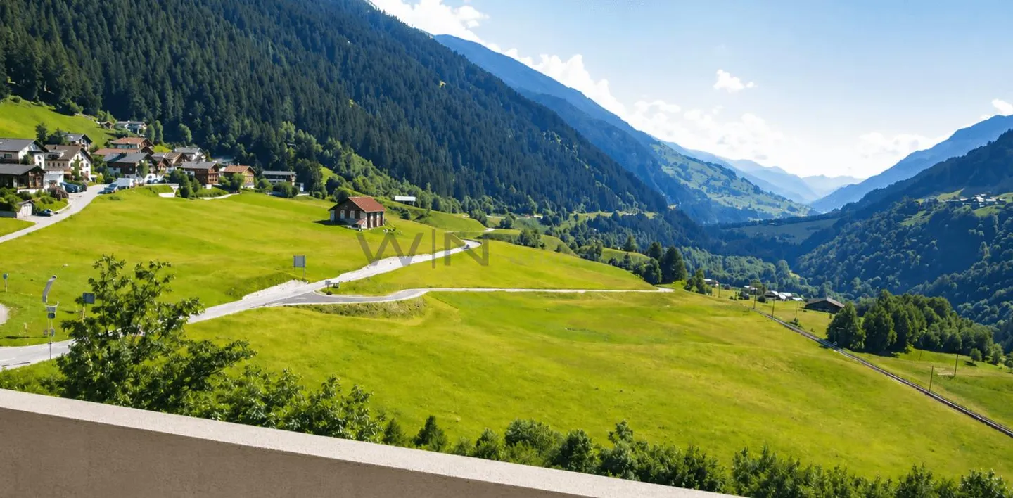 Exclusive panoramic view in Graubünden - Photo 2 of 6