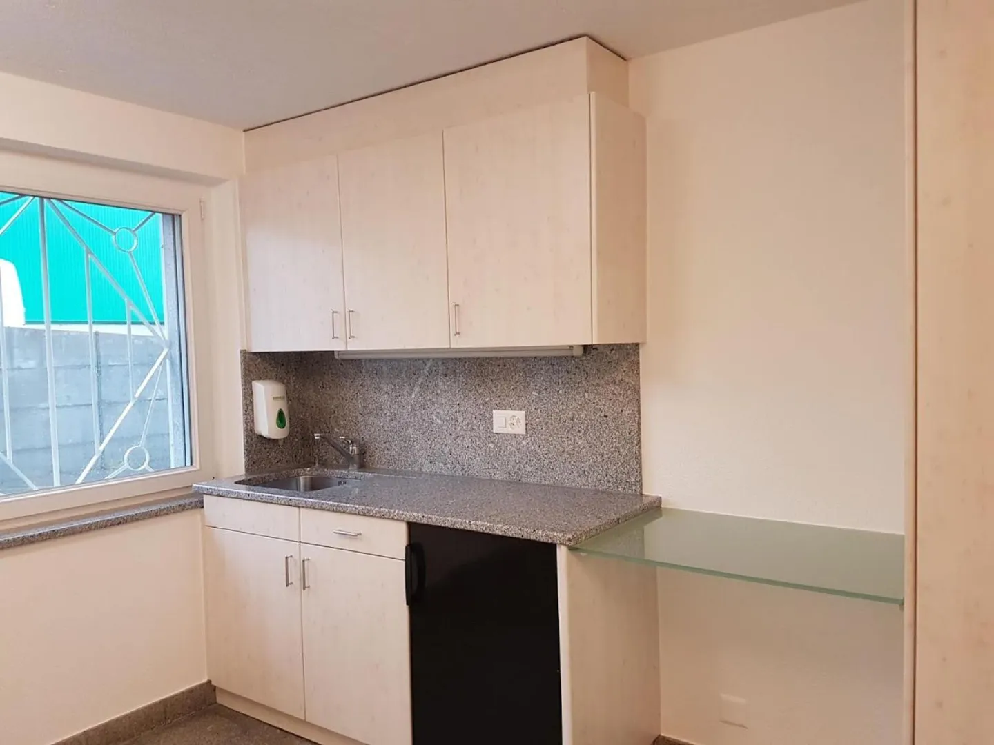 Capannoni a Moudon - Foto 4 di 5