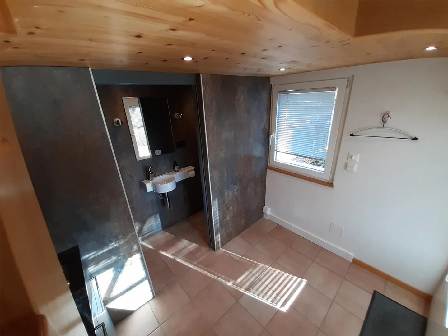 originale-speciale-luminoso: Ufficio per Lavoratori Autonomi, Atelier per Creativi - Foto 10 di 22