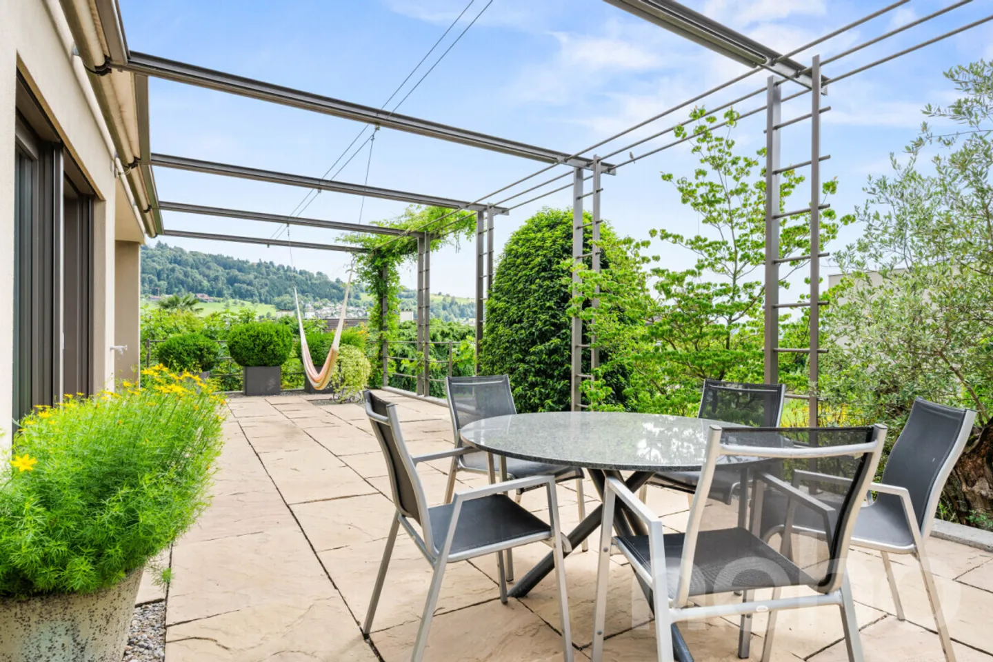 Exklusive Villa mit Wellnessbereich und Panorama-Aussicht - Foto 11 von 12