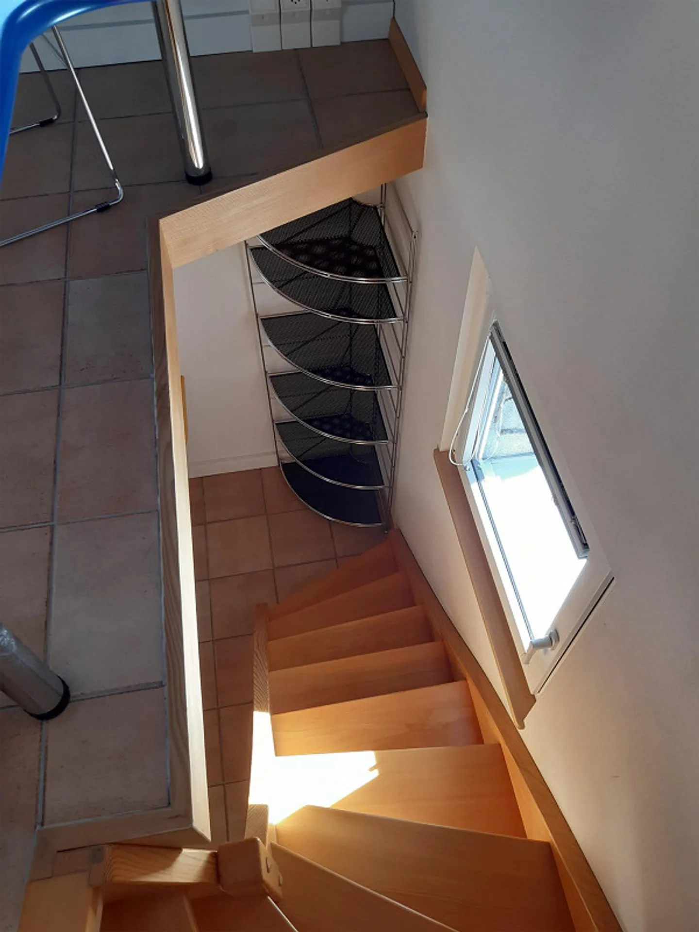 originale-speciale-luminoso: Ufficio per Lavoratori Autonomi, Atelier per Creativi - Foto 15 di 22