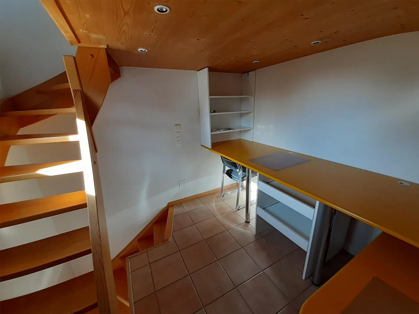 originale-speciale-luminoso: Ufficio per Lavoratori Autonomi, Atelier per Creativi - Foto 12 di 22