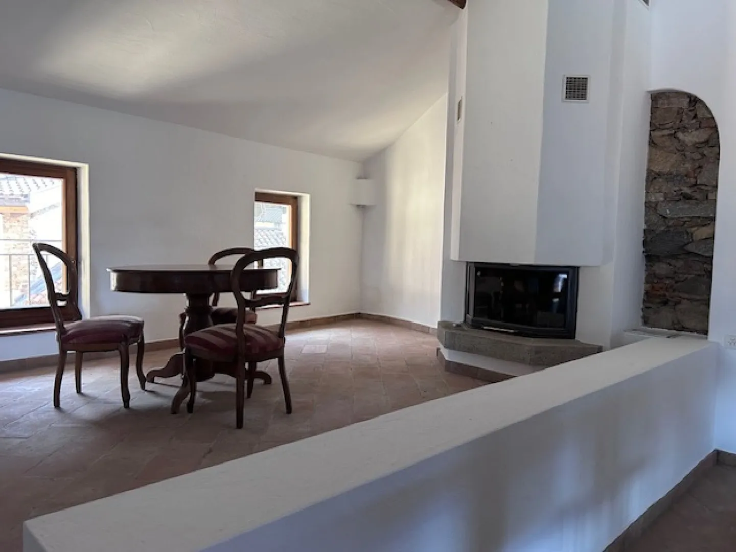 MERVEILLEUX ET FASCINANT APPARTEMENT DUPLEX 4.5 PIÈCES - Photo 12 sur 32