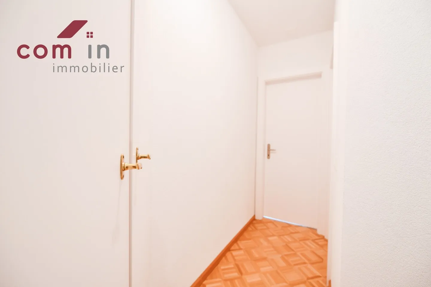 Sion, 5 Rooms, 450 m from the Old Town, Stunning View and Absolute Peace - Photo 16 of 19