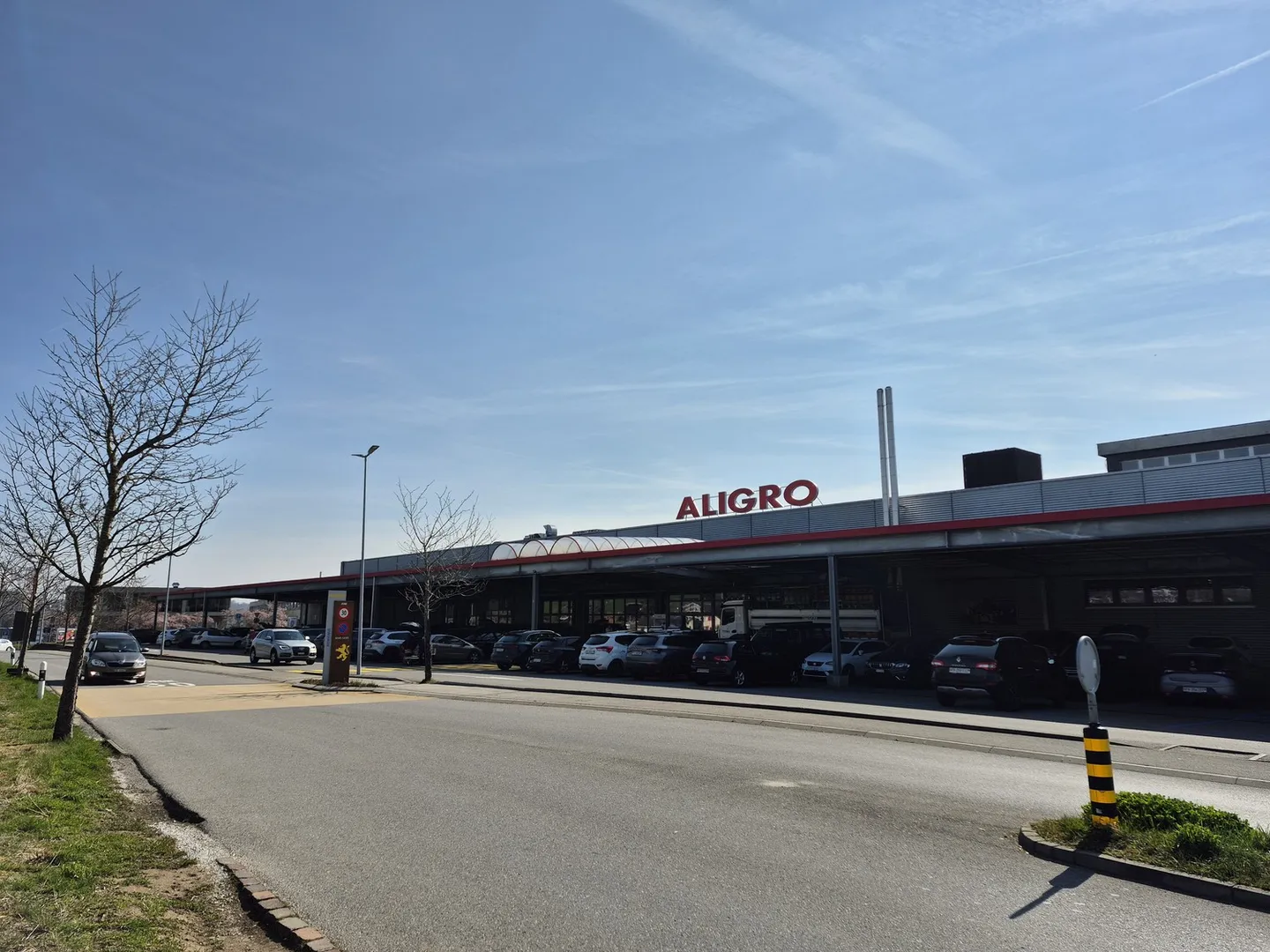 Spazi di stoccaggio versatili con ascensore - Foto 3 di 8