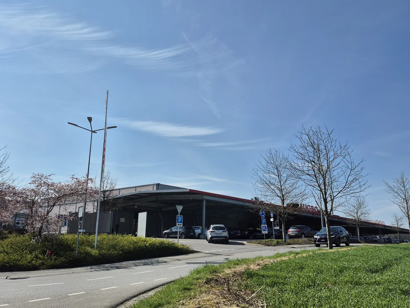 Spazi di stoccaggio versatili con ascensore - Foto 1 di 8