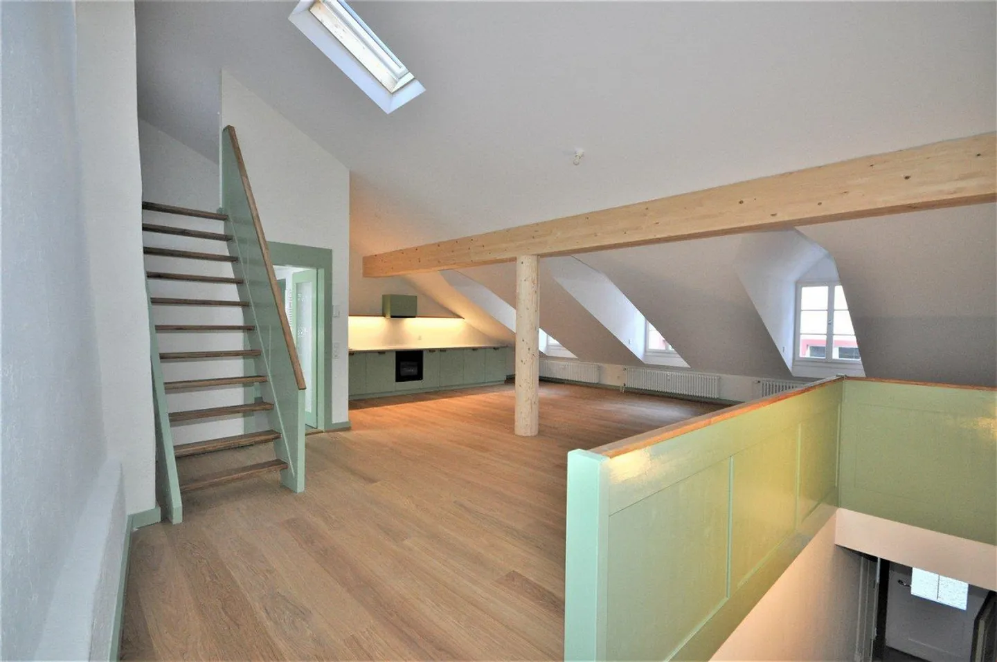 Charmantes Loft im historischen Basel - Foto 1 von 8