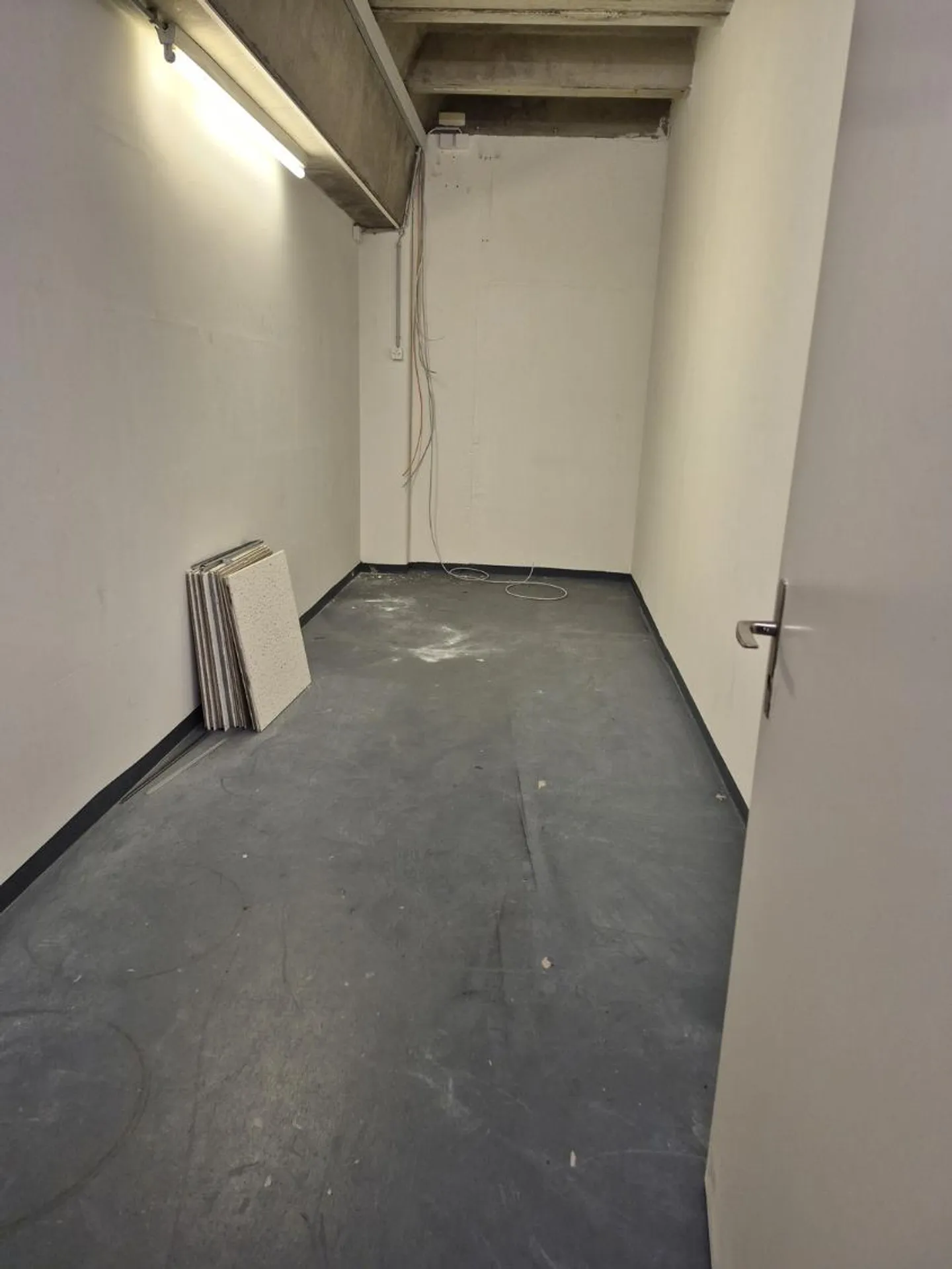 Spazi di stoccaggio versatili con ascensore - Foto 5 di 8