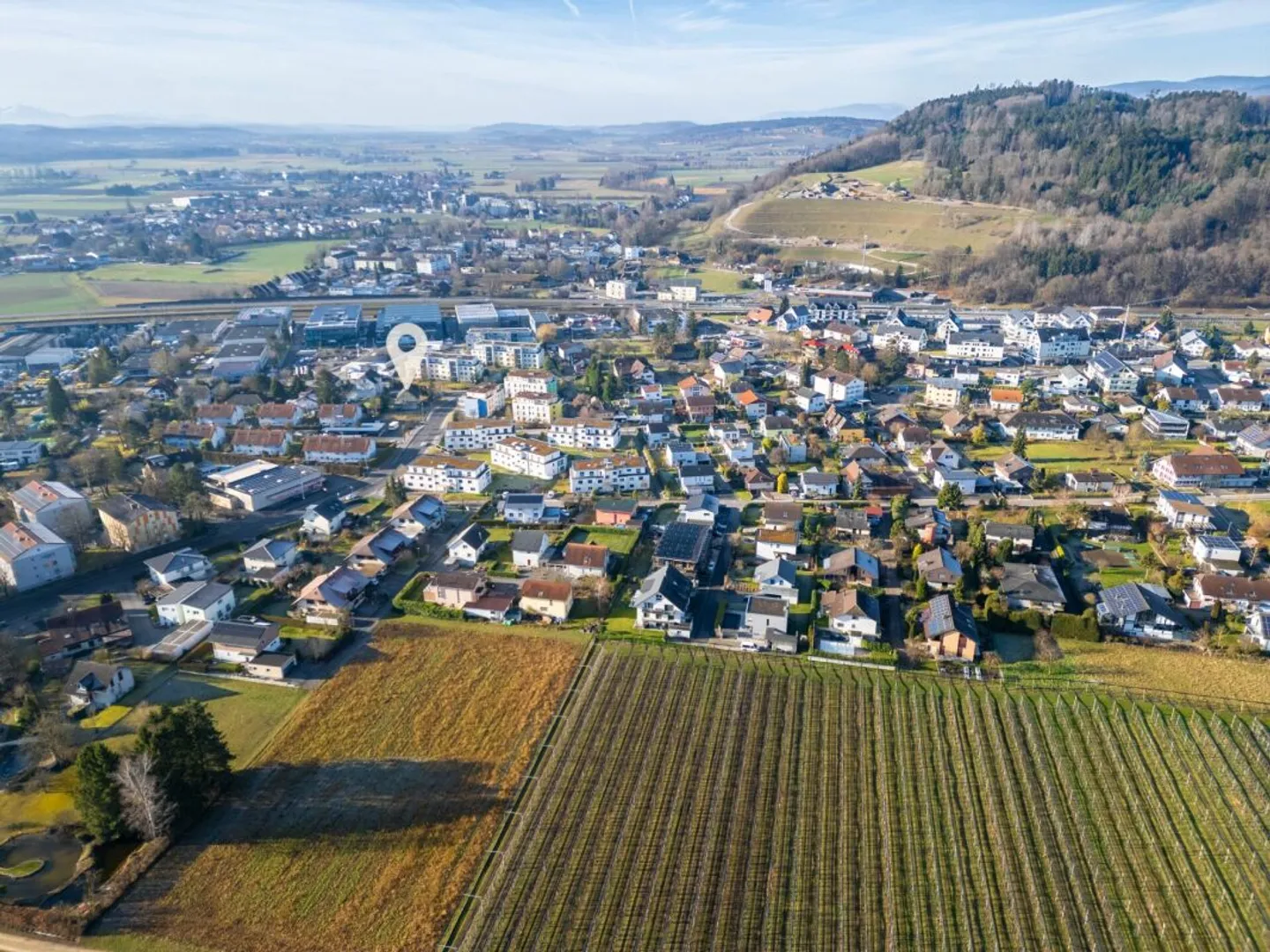 NEW AND BEAUTIFUL IN STUDEN - Photo 1 of 12