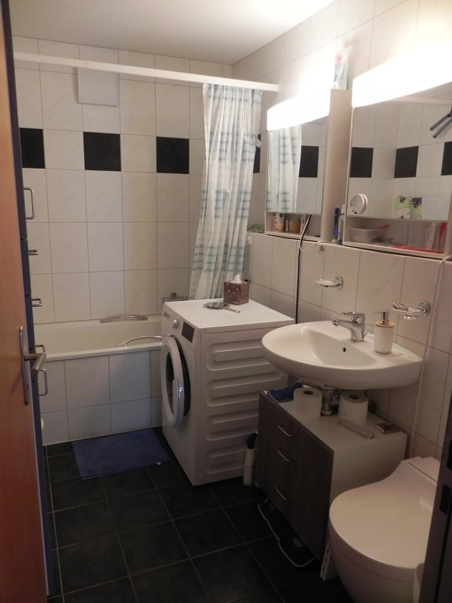 5.5 Zimmer-Wohnung in Landquart zu vermieten! - Foto 9 di 9