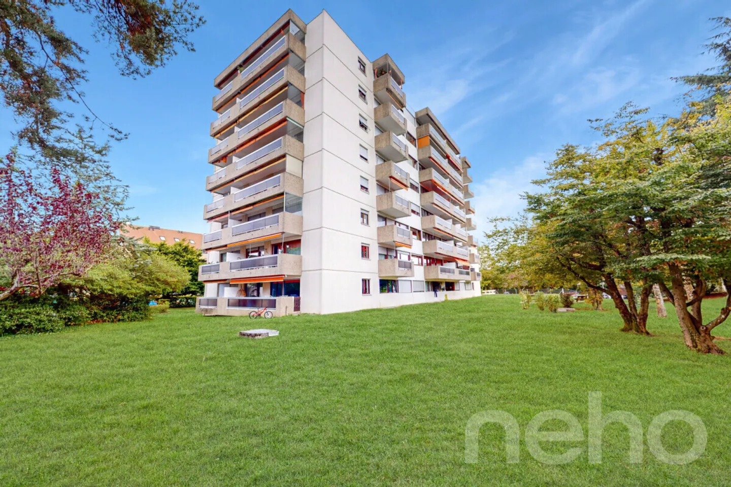 In Gland, 5,5 Zimmer von 142 m², geräumig und hell, in der Nähe des Sees - Foto 1 von 12