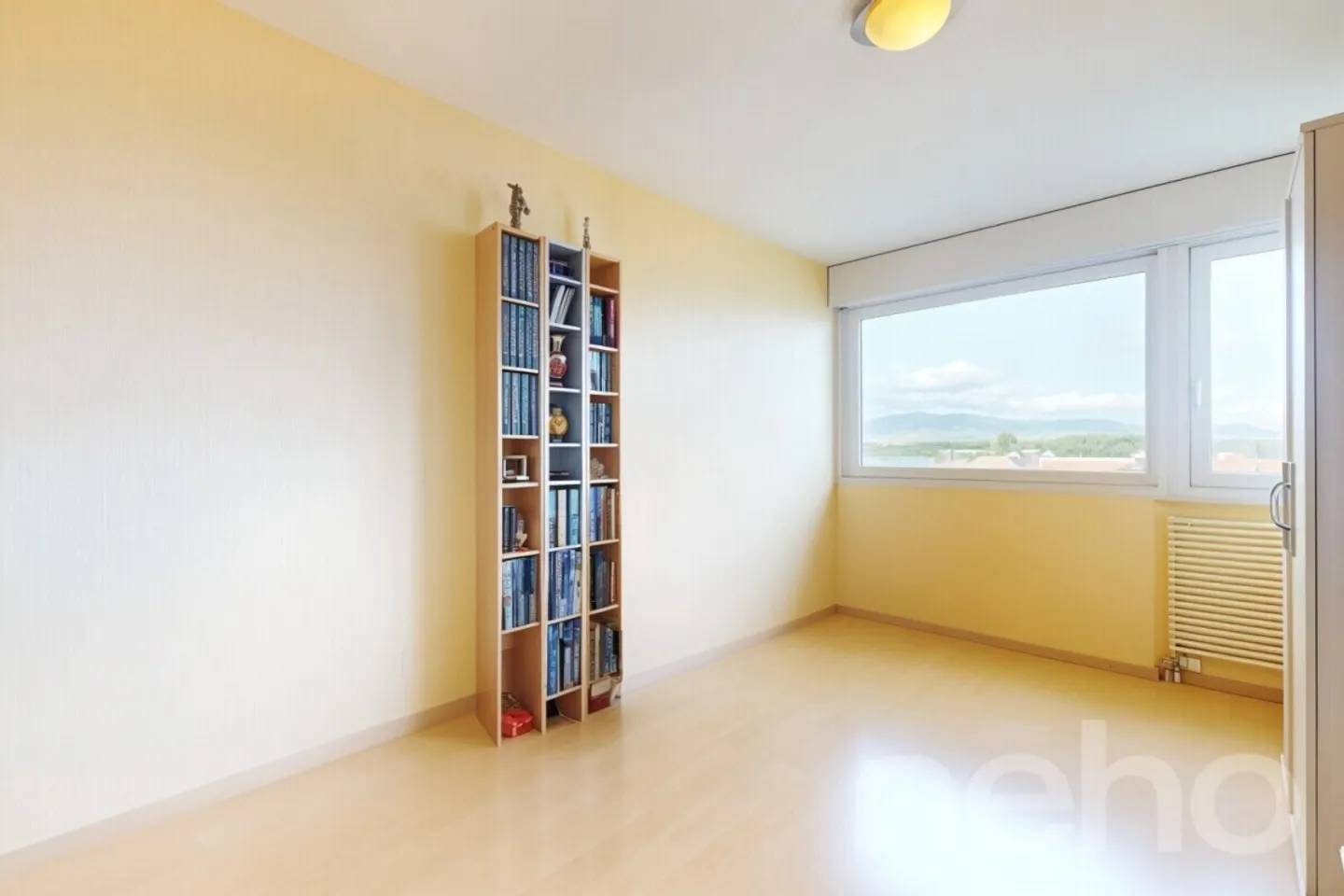 In Gland, 5,5 Zimmer von 142 m², geräumig und hell, in der Nähe des Sees - Foto 8 von 12