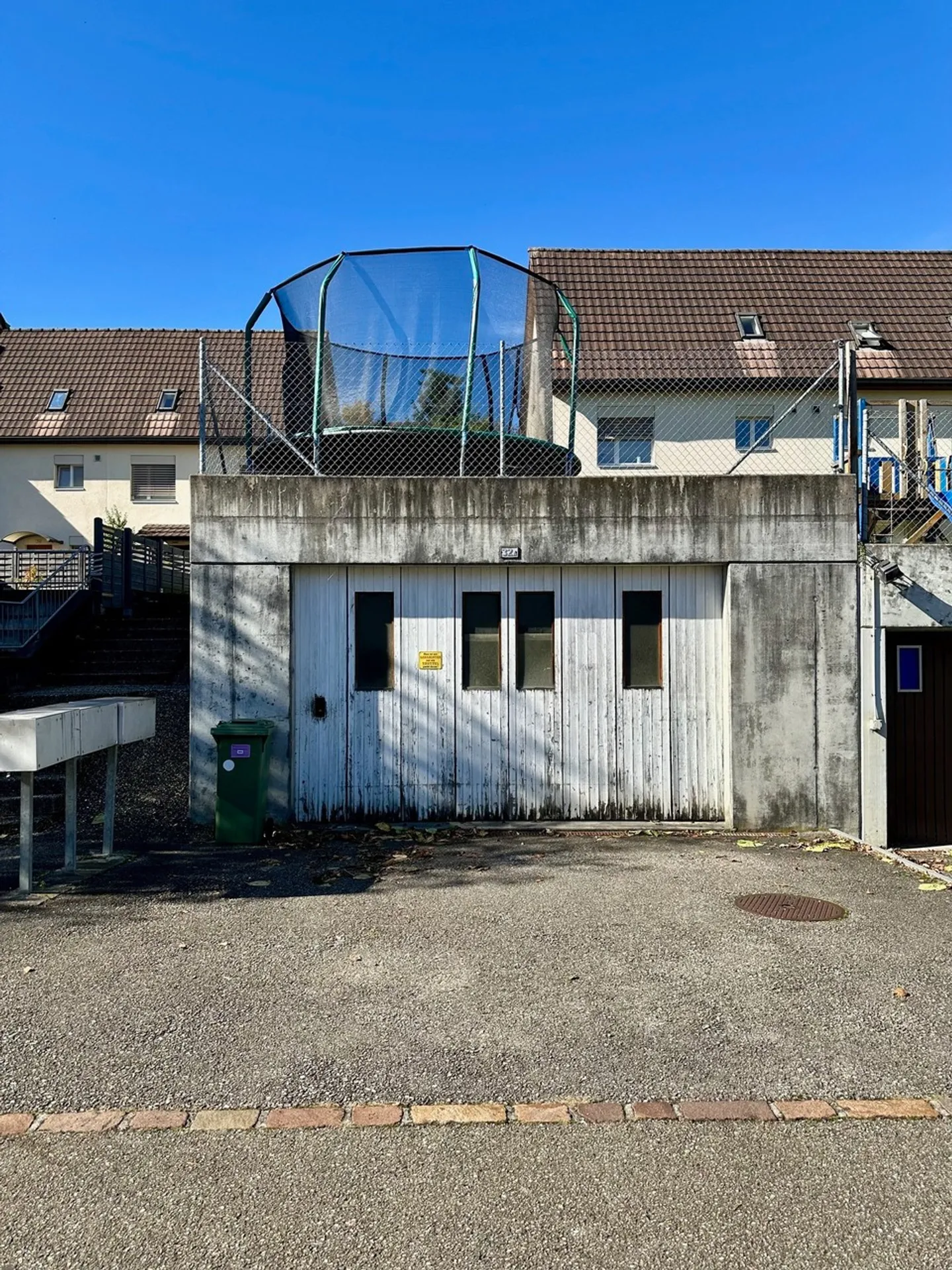 Charmantes Eck-Einfamilienhaus mit Garten und Doppelgarage - Foto 18 von 19