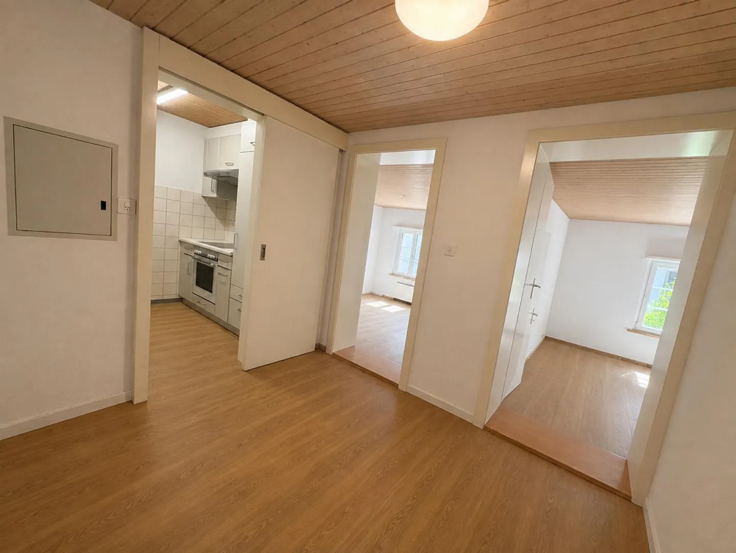 Appartamento in città attraente disponibile immediatamente - Foto 1 di 7