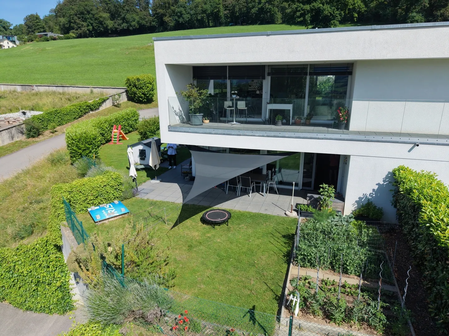 4,5 stanze - posizione unica - vista panoramica - giardino - terrazza - Foto 3 di 11