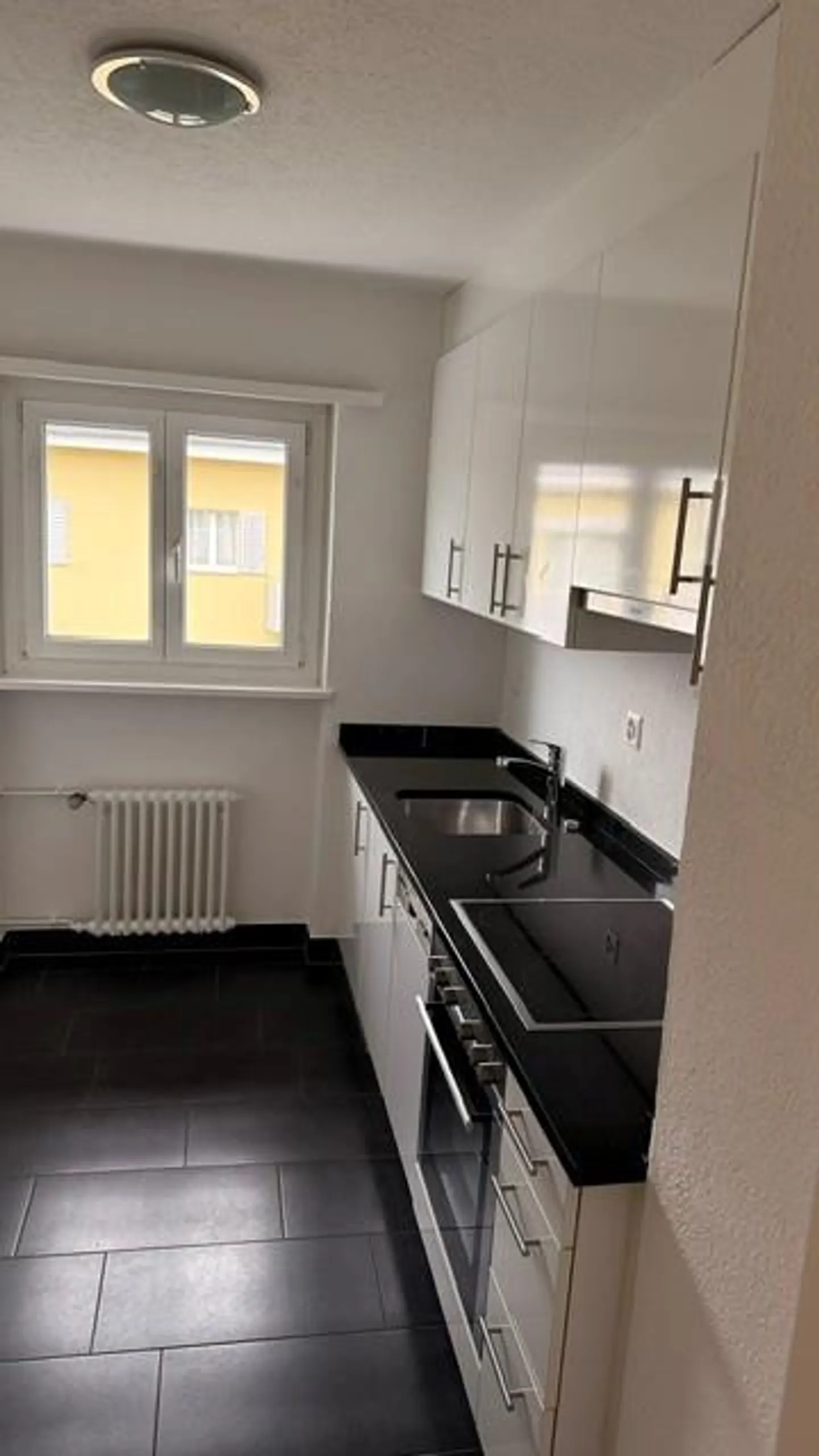 3.5-room apartment near the Cantonal Hospital Aarau - Photo 2 of 9