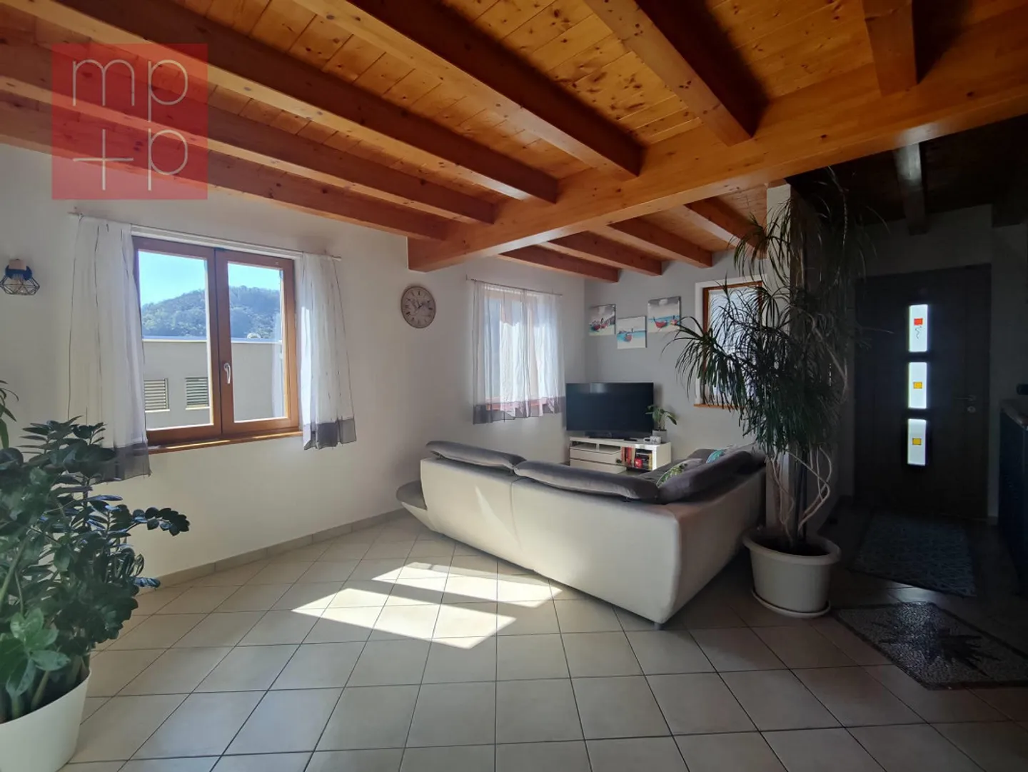 Charmantes Einfamilienhaus in Mendrisio - Foto 3 von 8