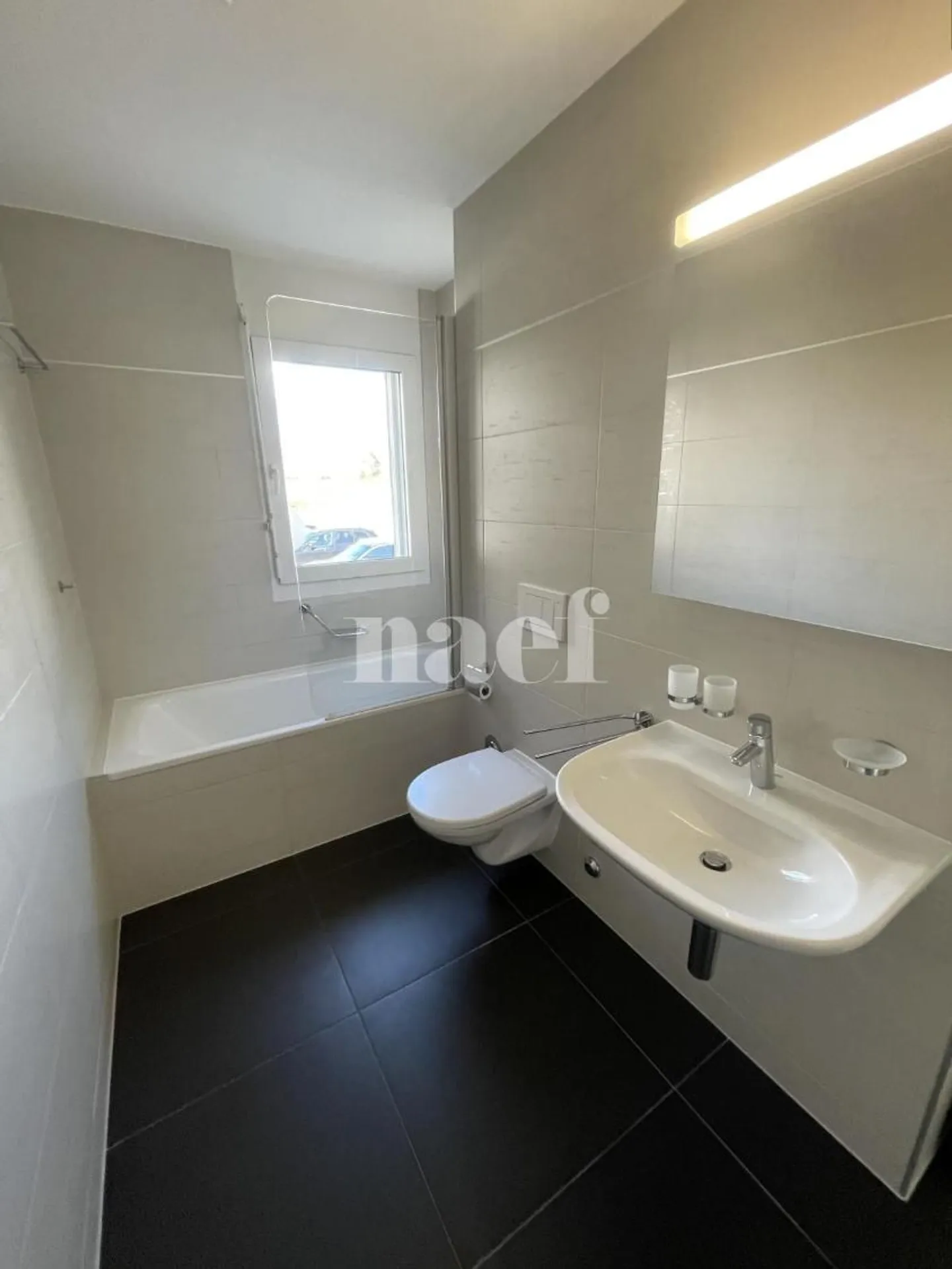 Im Zentrum des Dorfes - Schönes 3-Zimmer-Apartment im 1. Stock mit großem Balkon - Foto 8 von 8