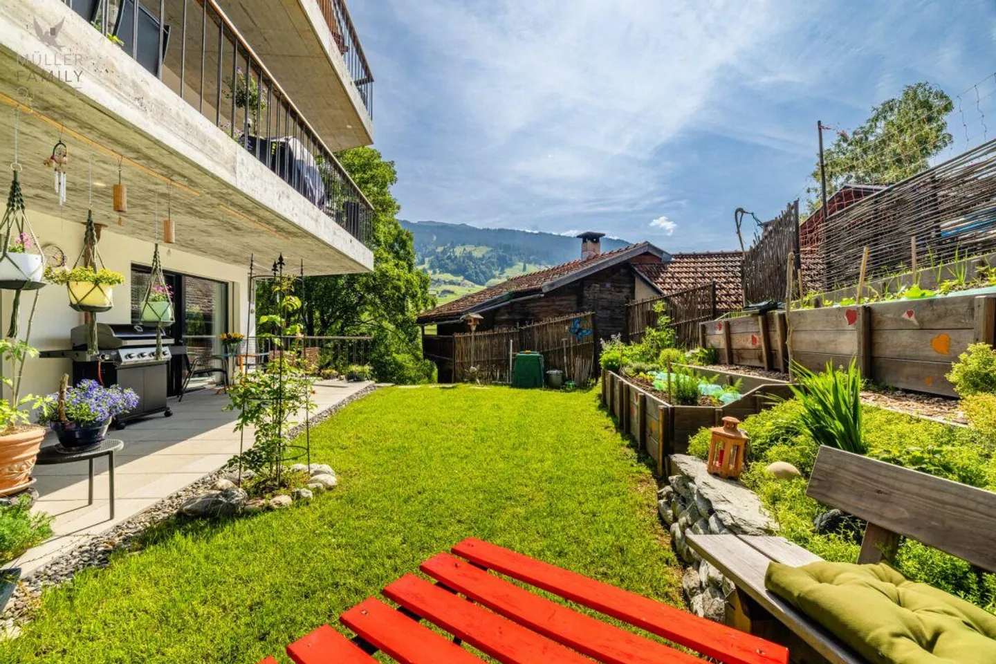 Stilvolle 3 1/2 Zimmer-Gartenwohnung (Erstwohnung) mit Einfamilienh... - Foto 8 von 13