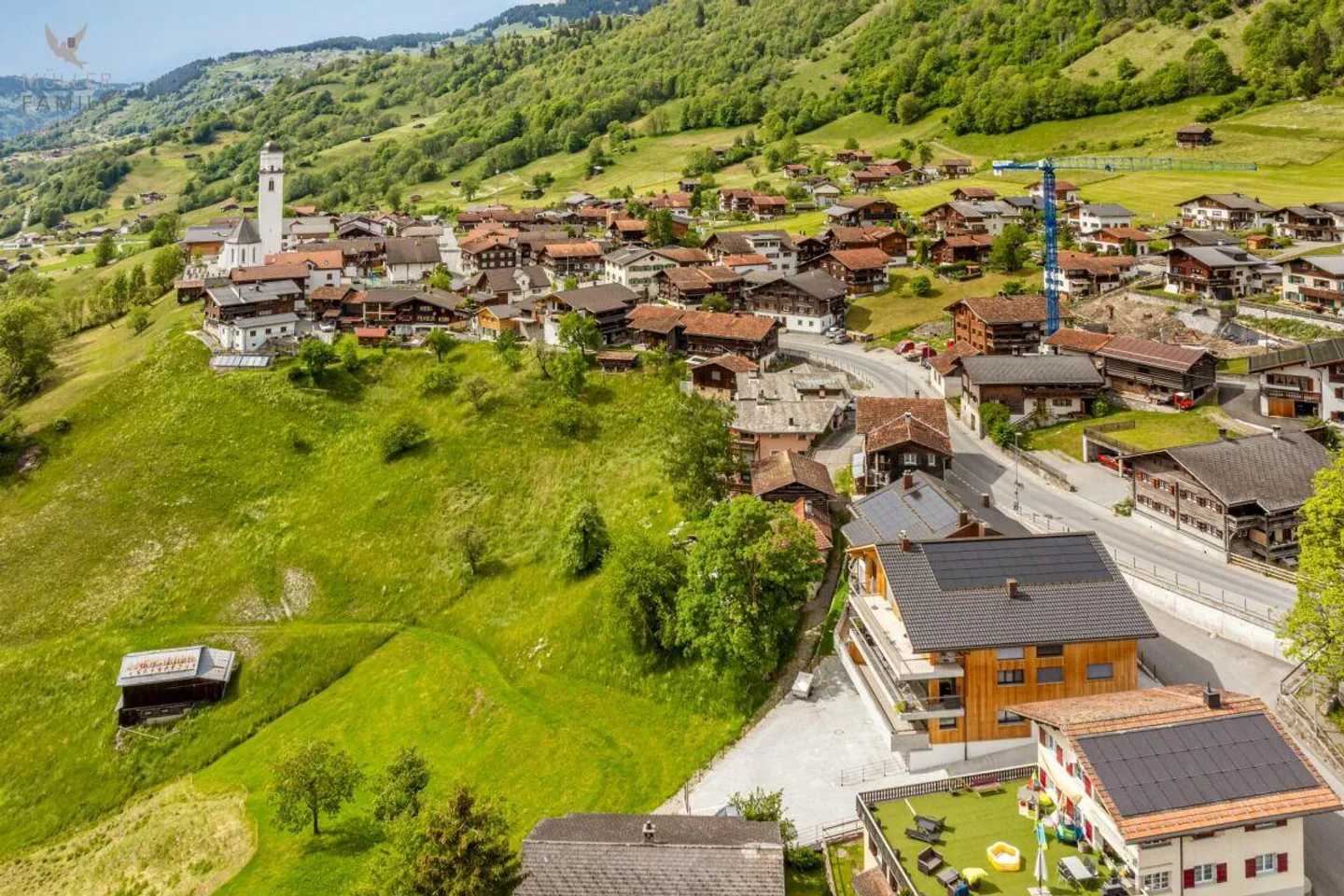 Stilvolle 3 1/2 Zimmer-Gartenwohnung (Erstwohnung) mit Einfamilienh... - Foto 11 von 13