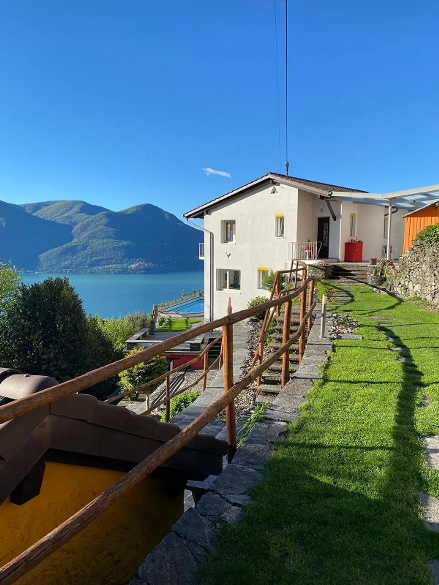 Casa con vista panoramica - Foto 1 di 28