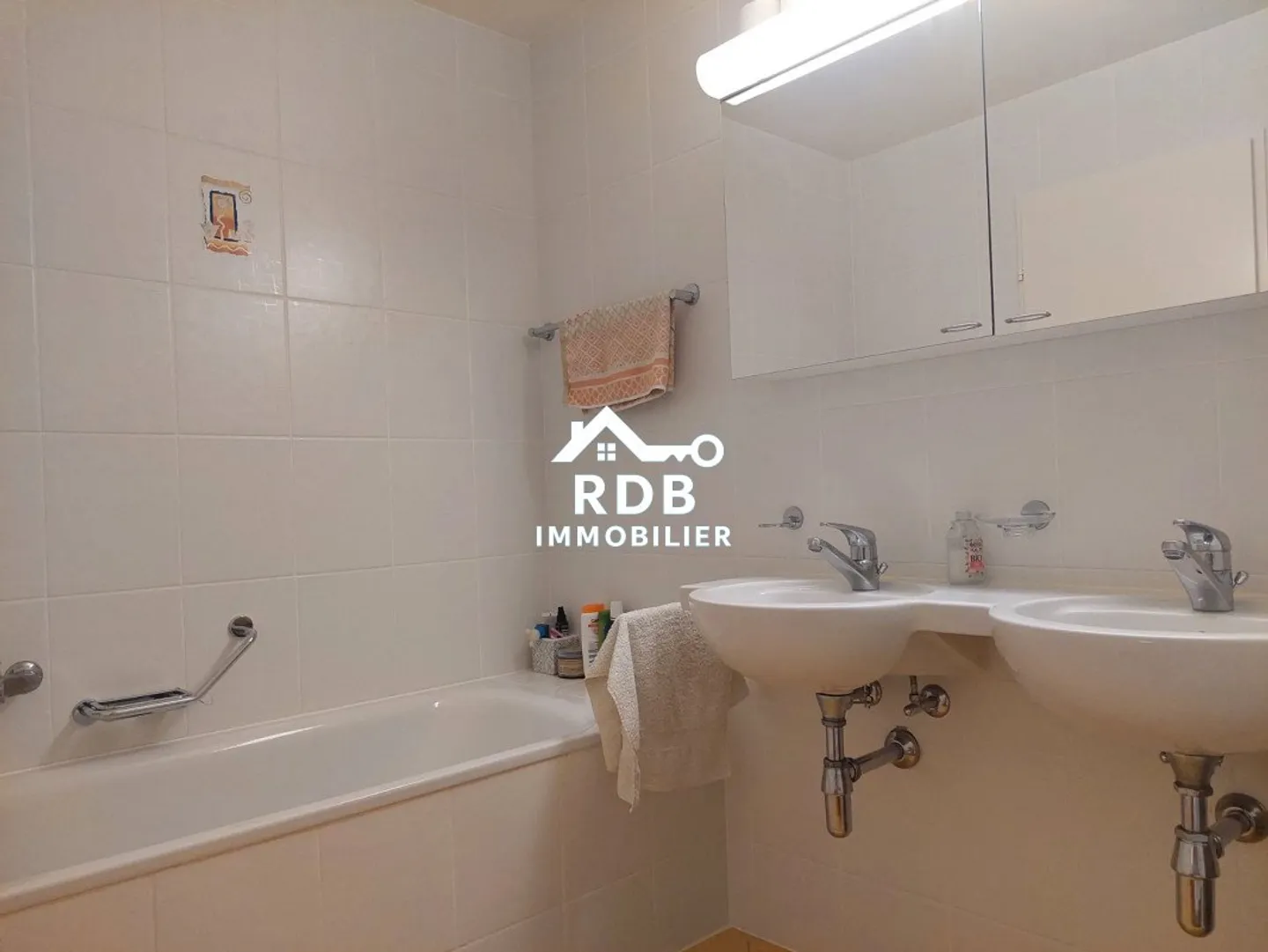 Appartement lumineux 4,5 pièces - Photo 11 sur 12