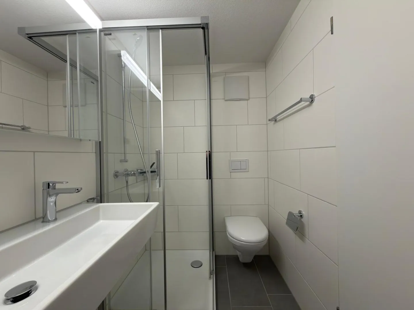 Moderne 4.5 pièces / Superbe 4,5 pièces moderne - Photo 7 sur 12