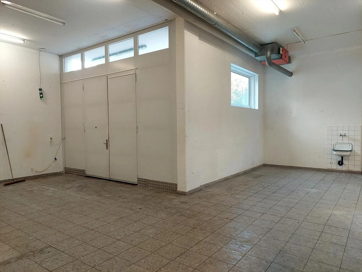 Geräumige Gewerbefläche in Thun - Foto 4 von 10