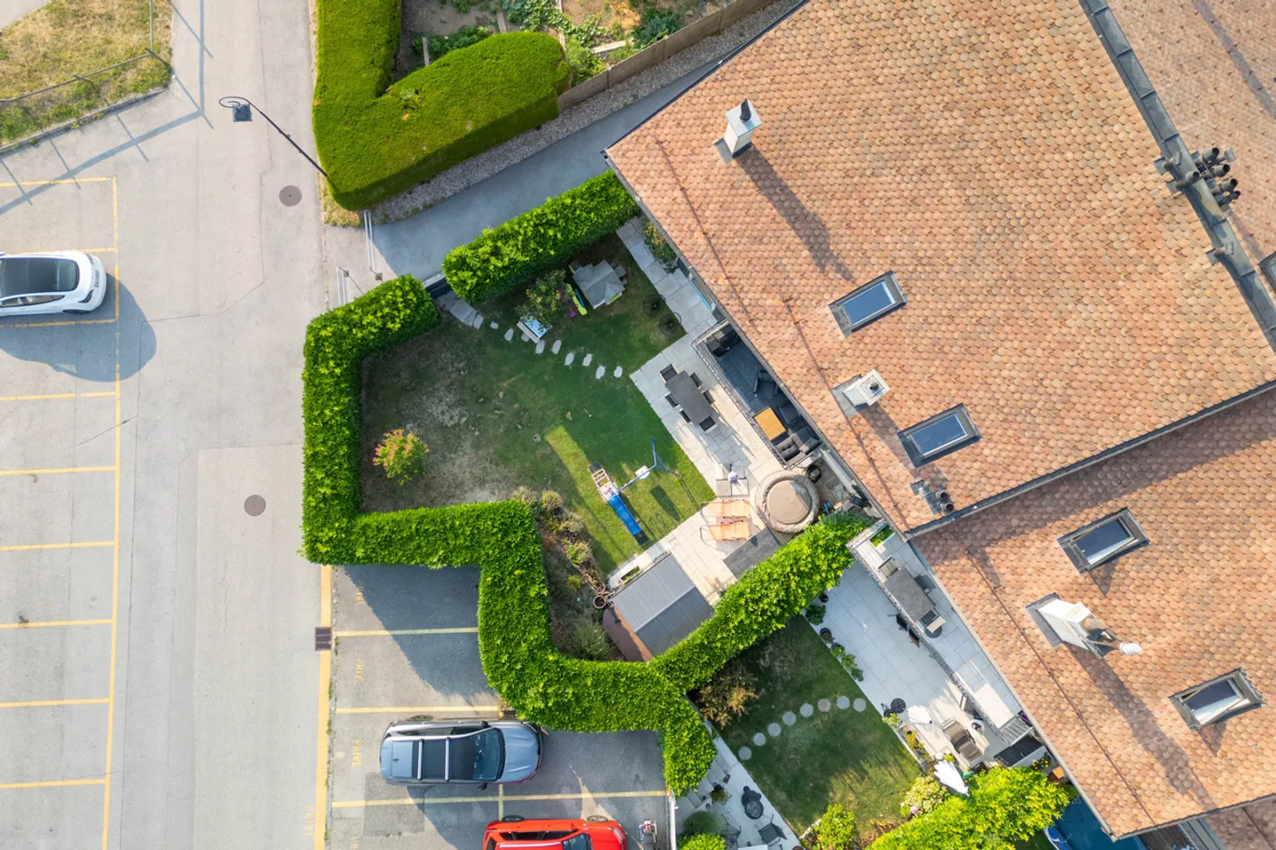 Zeitgenössische Wohnung mit Garten - Foto 4 von 13