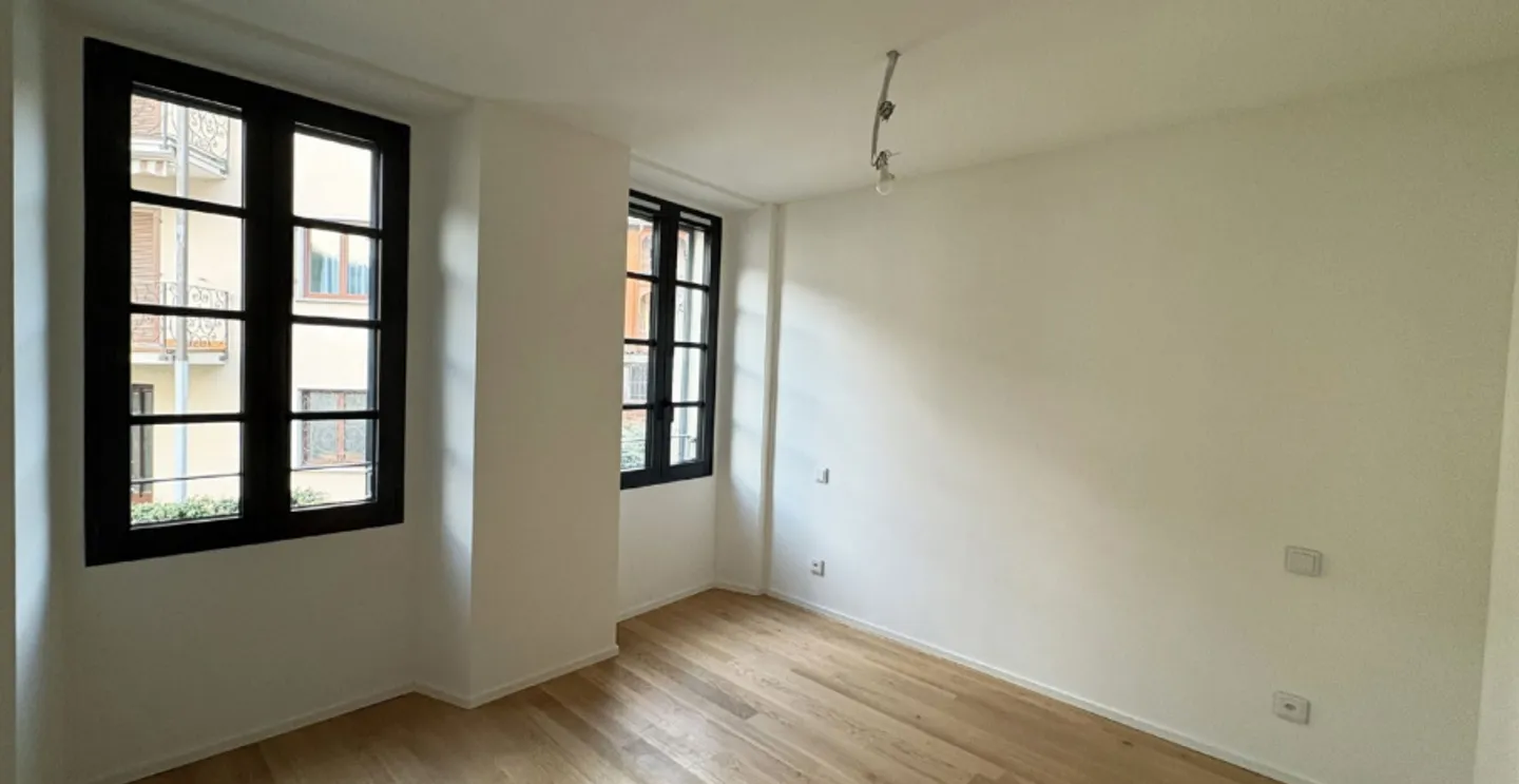 3.5 Room Apartment - Photo 4 of 5