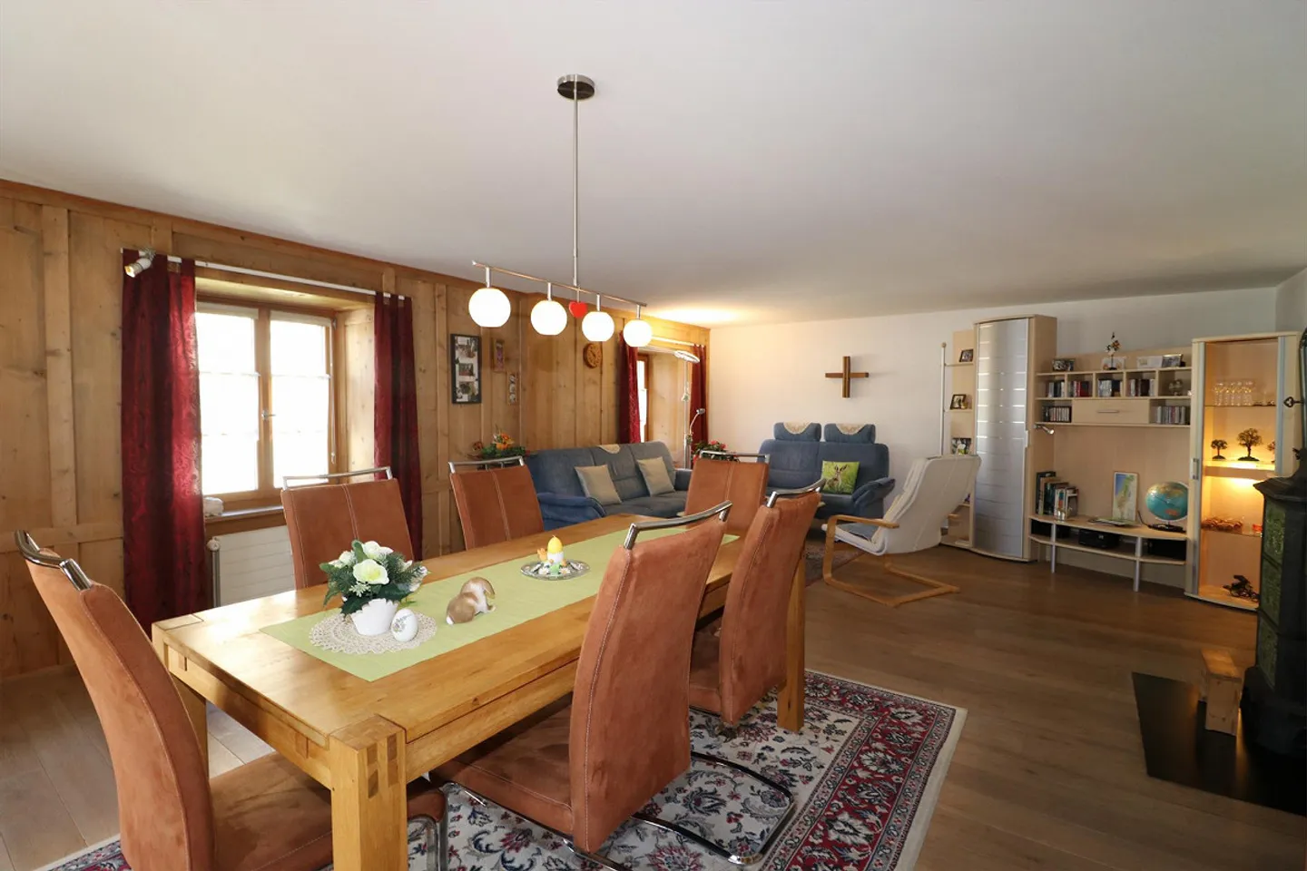 Plenty of Space in the Old Town - Photo 1 of 24