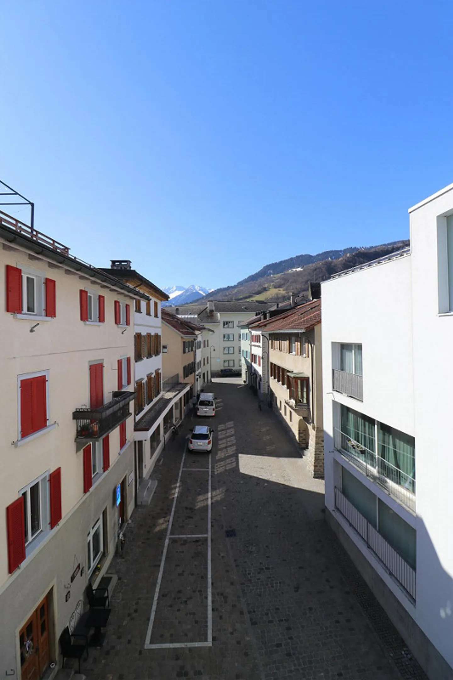 Plenty of Space in the Old Town - Photo 7 of 24