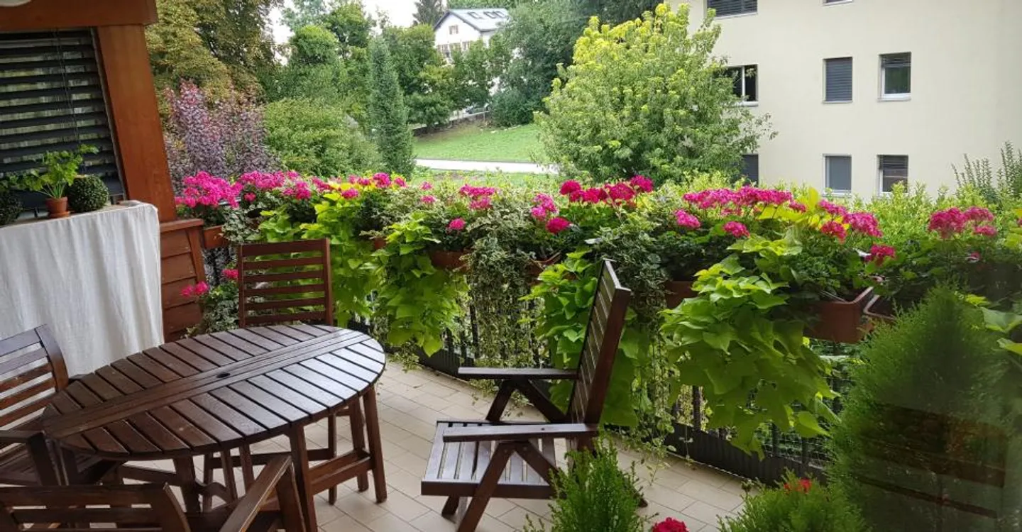 Magnifico appartamento di 6 stanze di 169 m² in una ricercata zona residenziale di Colombier - Foto 3 di 8