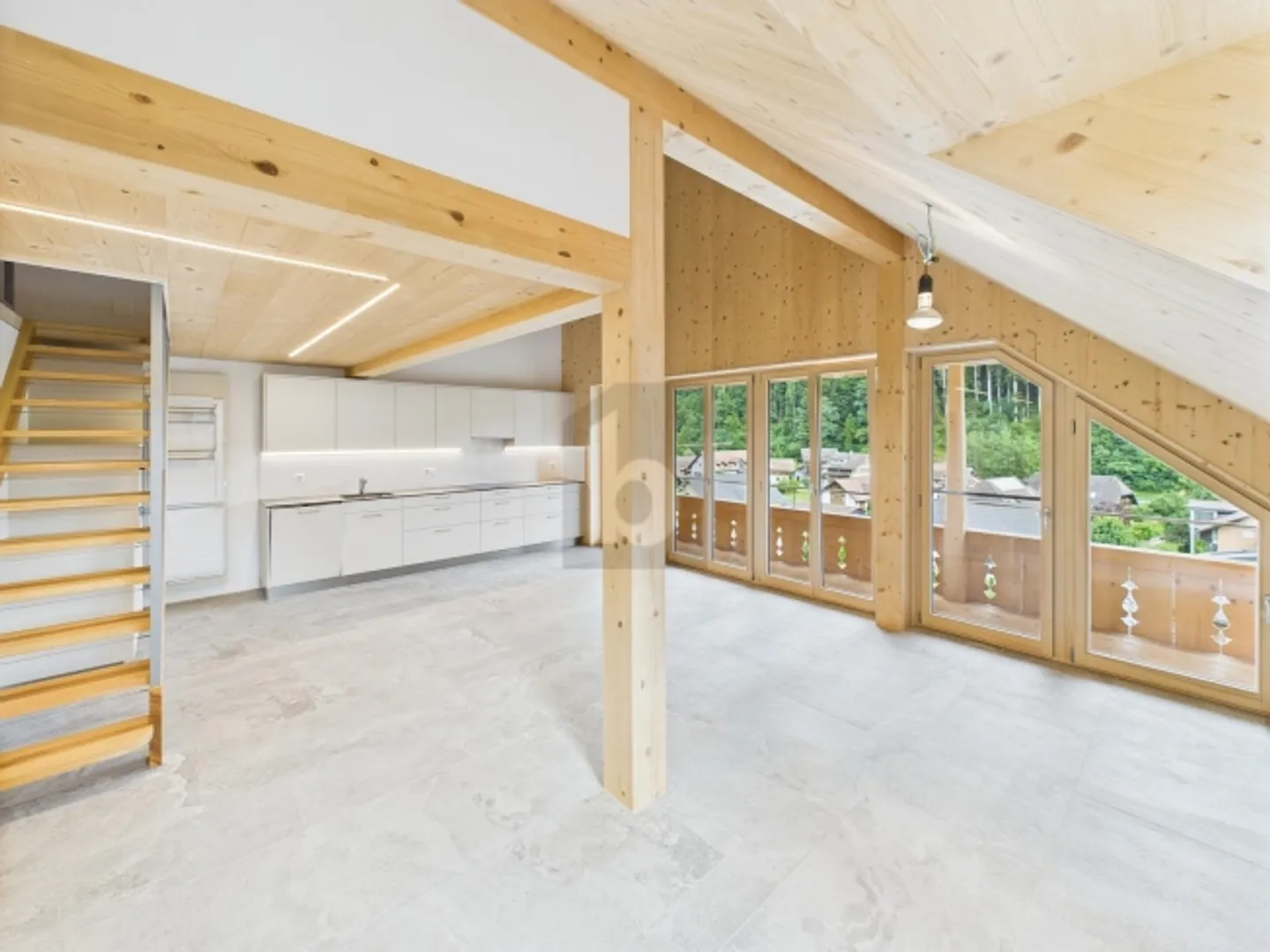 QUALITÉ SUPÉRIEURE AVEC VUE - Photo 1 sur 6
