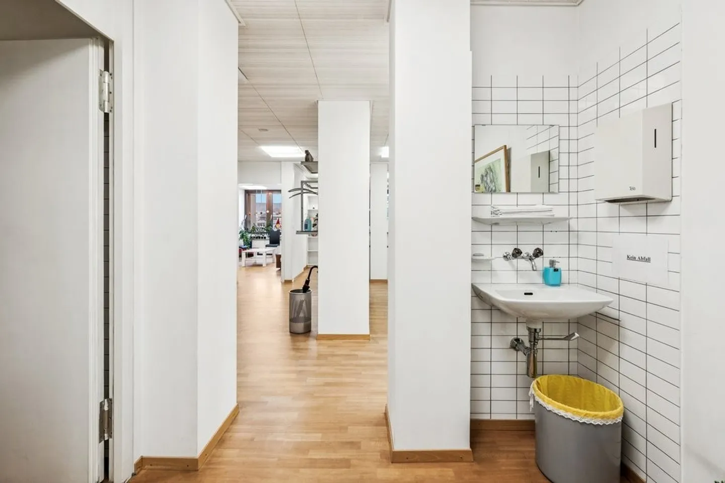 Opportunità: Spazio per studio/ufficio nel popolare centro medico di Arbon - Foto 5 di 11