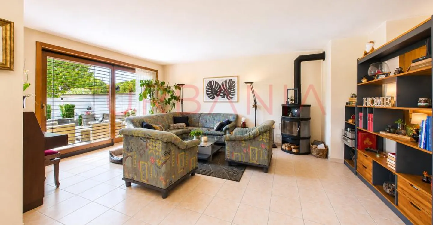 Two magnificent villas with private gardens - A rare opportunity - Photo 4 of 7