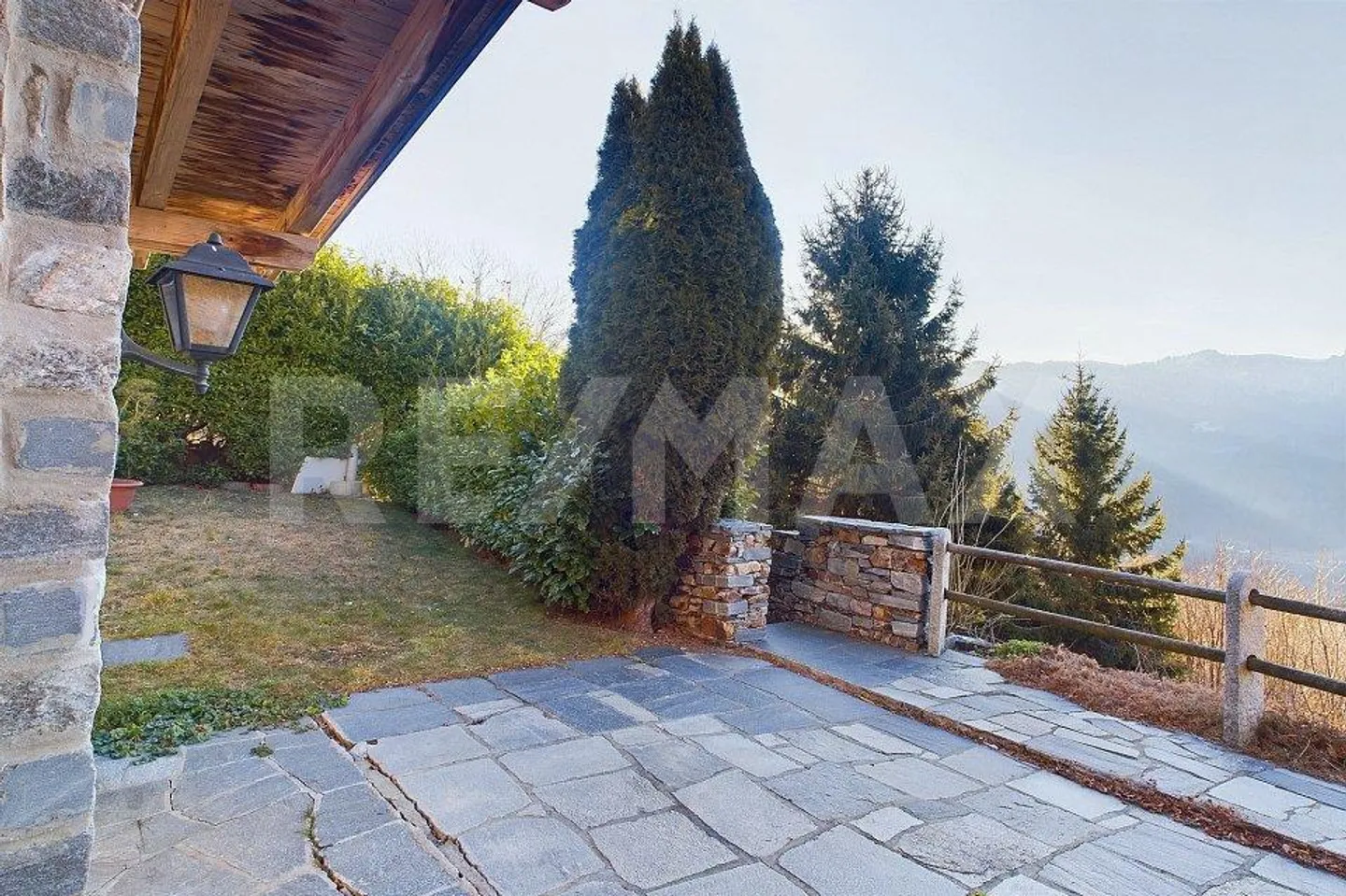 Charmantes Landhaus mit Panoramablick auf den Luganer See – Ihr Rückzugsort inmitten der Natur - Foto 8 von 13