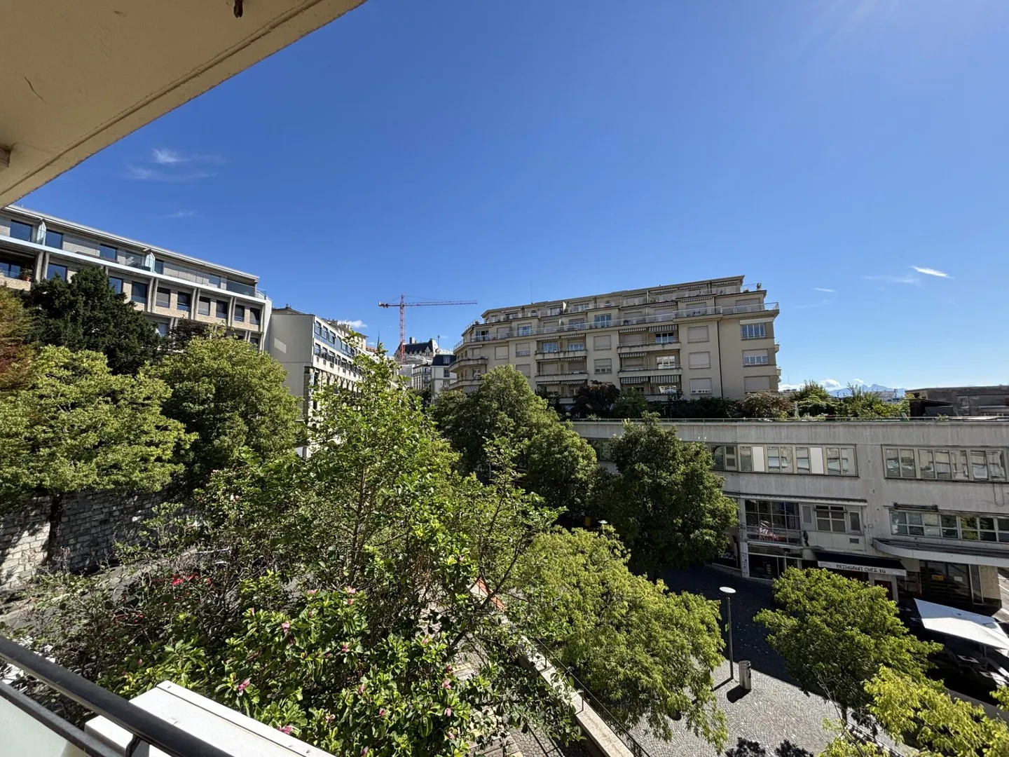 Spacious and bright office of 175 m² - flexible conditions - Photo 5 of 6