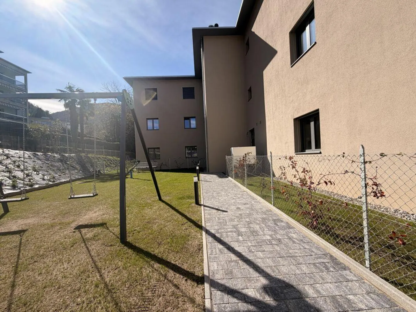 PREGASSONA · ELEGANT 3½-ROOM APARTMENT WITH COVERED TERRACE AND GARDEN - Photo 14 of 14